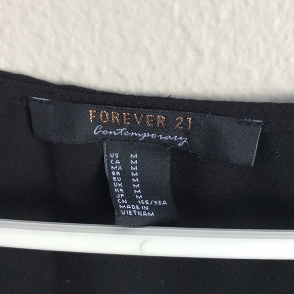 Black top - Picture 3 of 3